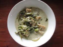 500 gr beras solok anak daro 2 sdt kapur sirih sedikit air 3 ½ l air bahan. Gulai Tauco