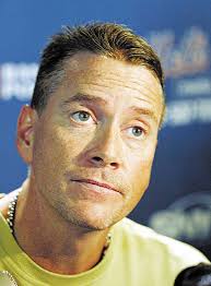 Glavine feels ill chill