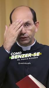 O Sinal da Cruz: Como Fazer e Seu Significado