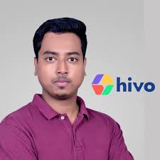 Before moving to Canada, Shashank Kumar Arya worked as a Product Designer  for organizations across diverse sectors, from finance to healthcare. “I'm  passionate about crafting meaningful digital experiences that balance user  needs