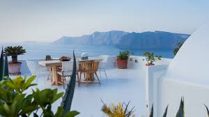 Vino houses consists of just 3 private villas each with a hot tub in the quiet village of finikia in oia, santorini. The Best Hotels In Oia For Every Traveller