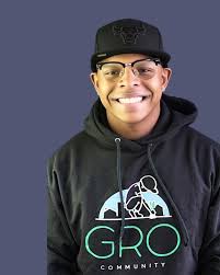 Learn about Gro's SIUC Alumni