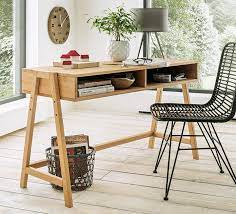 Holz ist ein naturprodukt und deshalb ein gern gesehenes material wenn es um möbel geht. Schreibtische Aus Massivholz
