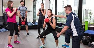 Different kinds of personal trainers personal training certifications vary according to their compensation a salary of a personal trainer depends on their location, qualifications and work. Ausbildung Zum Personal Trainer Und Fitness Coach