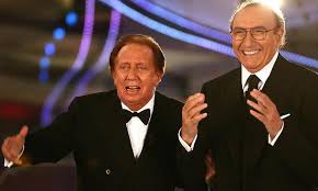Dopo una pausa per maternità, torna a sfilare e saltuariamente è ospite in vari programmi televisivi. Pippo Baudo Eta Carriera Vita Privata E Figli Dello Storico Conduttore Rai