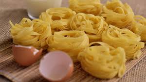 Maybe you would like to learn more about one of these? L Arte Culinaria Di Roma Una Squisitezza Tutta Romana Le Fettuccine Alle Rigaglie Di Pollo