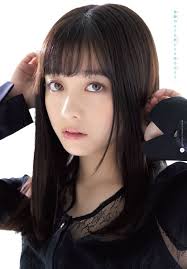 She then debuted her activities as part of an idol group called dvl, later renamed rev. Kanna Hashimoto Drama List Kazuya Kamenashi Dan Kanna Hashimoto Menjadi Pemeran Drama Sotsugyo 2016 Gintama 2017 And Ansatsu Kyoshitsu 2015