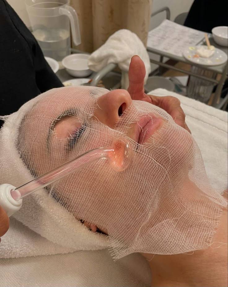 Dr Renauds Facial product image