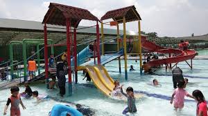 Deretan Kolam Renang Di Surabaya Beserta Harga Tiket Masuknya Trip Jalan Jalan