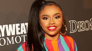 Yaya Mayweather Pens Down 3-word Emotional Message to Her Father Floyd  Mayweather