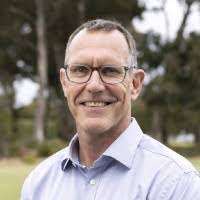 Angus Henderson's Instagram, Twitter & Facebook