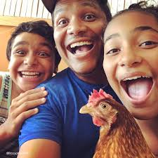 Piccolo Mondo PR by José Sánchez Family