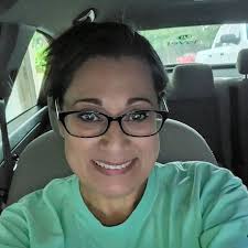 trina perez (@thrivediva)