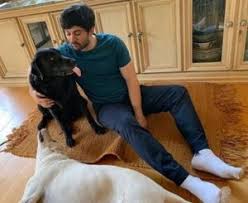 Karan Deol Height Weight Age Girlfriend Biography Family Facts Never try to judge salman khan's height when he is wearing shoes because that keeps you in illusion. karan deol height weight age