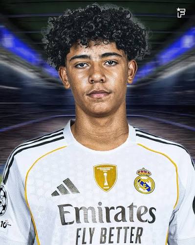  CHÍNH THỨC: REAL MADRID CHIÊU MỘ THÀNH CÔNG RONALDO JR!  ✓ Từ chối  Man City ✓ Từ chối Man United ✓ Từ chối Barcelona ✓ Từ chối Chelsea ✓ Từ