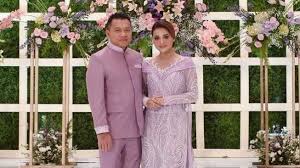 Kami ingin selalu ada dekat dengan anda, untuk itu jangan ragu lagi bila anda memiliki hari spesial dalam hidup anda lalu ingin acara. Atta Dan Aurel Tak Bisa Akad Di Masjid Istiqlal Anang Hermansyah Bereaksi