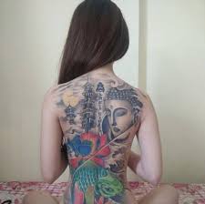 Khi sử dụng phần mềm chụp ảnh, những khuôn mặt xăm trên người đều được nhận diện. 7 Ly Do Con Gai XÄƒm Hinh ThÆ°á»ng Xinh Ä'áº¹p Ca Tinh Va Co Nhiá»u NgÆ°á»i Yeu