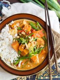 These vegetarian thai recipes are written for you to know how to cook the thai food that thais eat in thailand every day. 15 Essential Vegan Thai Recipes Connoisseurus Veg