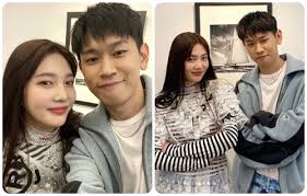 Crush and joy are dating, according to the korean news portal sports chosun, as of monday, august 22. J5sw5m0yclf Gm