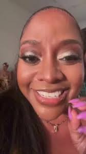 Fashion week! So much fun but everyone looks hungry😂