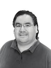 BREAK THroUGH TO EXCELLENCE IN FIRST NATIONS EDUCATION