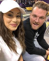 Samantha Mcafee's Instagram, Twitter & Facebook