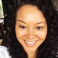 Lynnette Scott's Instagram, Twitter & Facebook