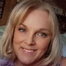 I'm looking for beginner friendly barrel racing lessons for my 10 yr old  daughter who has beginner riding experience! Abbeville or Greenwood. Thanks  in advance!! 🐎