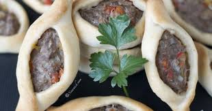 Beef Lamb Fatayer Fataa Ir Chaussons Au Boeuf Et A L Agneau فطائر باللحم Food Food Network Recipes African Food