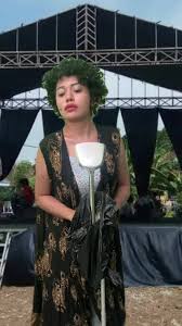 Sindiran Cerdas Susi Mince untuk yang Lupa Balas Budi