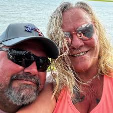 Let's welcome our new members! Let us know where you are from! ☀️⛱️🌊  Matthew Williams, Brandon Albert Willie, Tammy Berry, Bruce Alice, Barry  Dockrell, H Rohail Mushtaque, Shawn Zoller Grommon, Maylen Sanchez