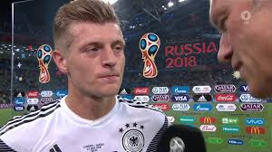 Toni kroos schießt deutschland gegen schweden in der 95. Toni Kroos Post Match Interview Deutschland V Schweden Wm 2018 Youtube