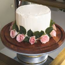 Maybe you would like to learn more about one of these? We Re Eloping Today So We Took A Stab At Our Own Wedding Cake Yellow Cake With Strawberry Mousse Filling And Italian Merengue Buttercream Imgur