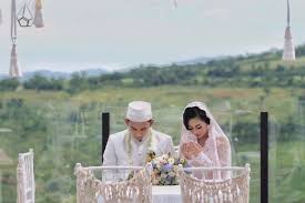 Daftar bisnis rachel vennya dan niko al hakim #bisnisrachelvennya #rachelvennya #bisnisartis ruclipr rachel vennya bikin resto baru yang namanya ngikan !! Akhir Pernikahan Rachel Vennya Dan Niko Al Hakim Halaman All Kompas Com