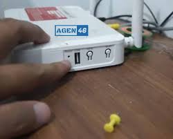 If you've forgotten your router's password, acquired a used router, or are just helping out a friend with their setup, you can reset the router's password to its factory default. Lupa Password Zte F609 Indihome Berikut Ini Solusinya