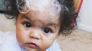 Có lẽ nào bé gái cute sở hữu mái tóc điện giật chính là truyền nhân của  Songoku