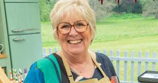 Bake Off's Dawn Hollyoak dies