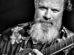 Alfie Smith's Instagram, Twitter & Facebook