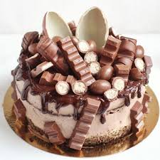 Hallo ihr lieben, heute habe ich eine kinder bueno torte für euch, sie besteht aus einem saftigen haselnussboden und einer wahnsinnig leckeren kinder buenocreme. Kinderriegel Torte Eine Pfiffige Geschenkidee Fur Den Perfekten Kindergeburtstag