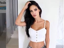 Discover more posts about michela quattrociocche. Michela Quattrociocche Sguardo Stende Instagram Primo Piano Da Oscar