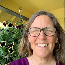 Employees by Last Name -