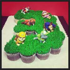 Une Fete D Enfants Pat Patrouille Wooloo Cupcakes Paw Patrol Gateau Pat Patrouille Idee Fete Anniversaire