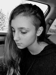 Ashley Knauss's Instagram, Twitter & Facebook