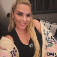 50+ "Eva Robertson" profiles