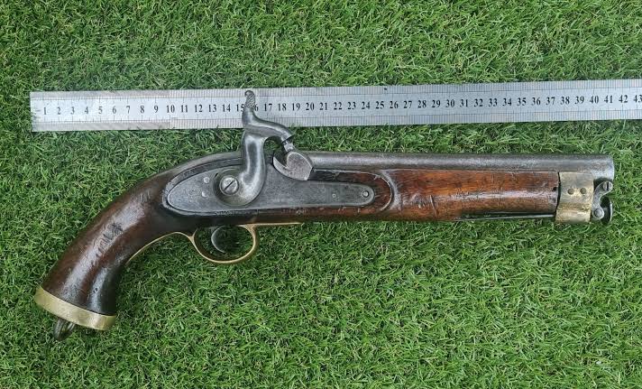East India Company Cavalry Percussion Pistol dated 1854 - Trade In Military