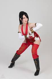 Сногсшибательный Косплей на Касуми (Kasumi), Кристи (Christie) и Момиджи  (Momiji) из Dead or Alive