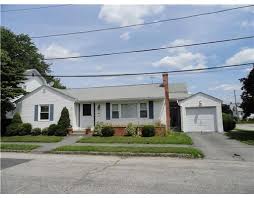 5 Blaisdell Street Cranston Ri Tammypsellshomes Com Outdoor Decor House Garage Doors