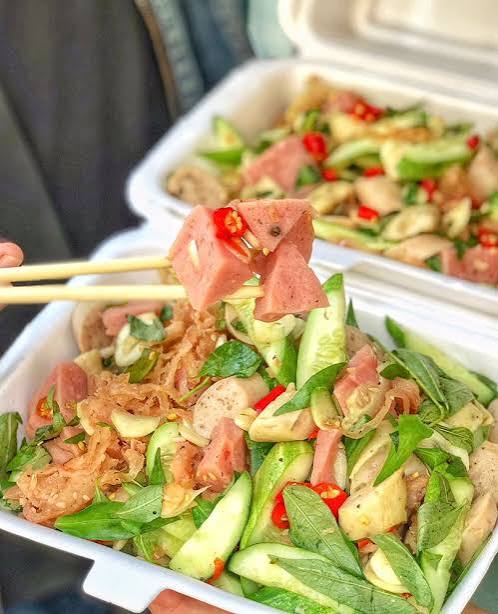 Con đường tré trộn" ở TP.HCM có những quán nào được hội mê ăn uống mê mẩn?