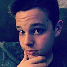 Max Voss's Instagram, Twitter & Facebook