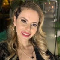 Paula Valle's Instagram, Twitter & Facebook